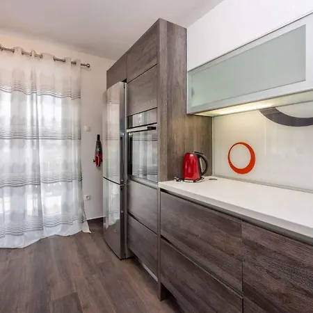 Apartment In 45074