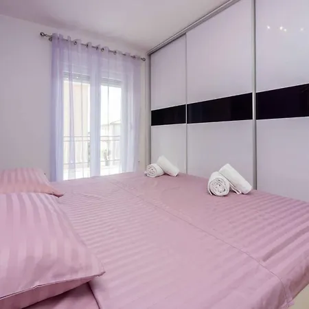 Apartment In 45074