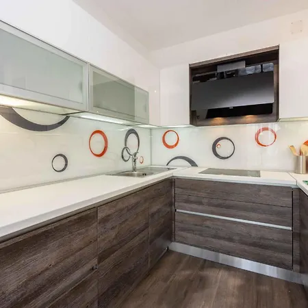 Apartment In 45074